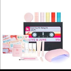 Olive & June Spring Mani Kit